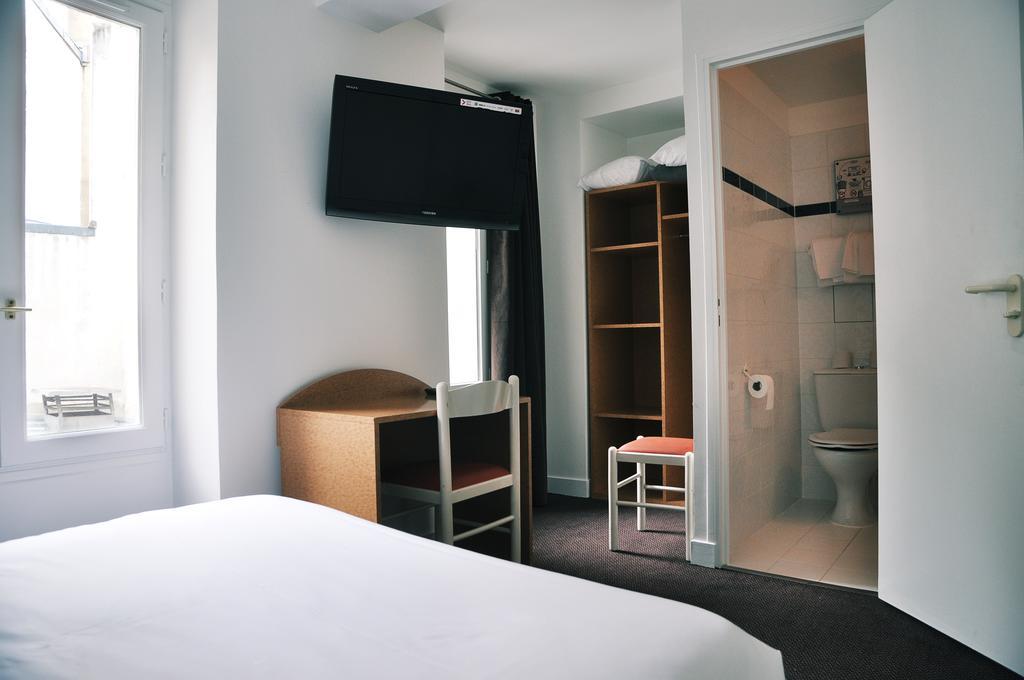 Hotel De La Tour Paris Værelse billede